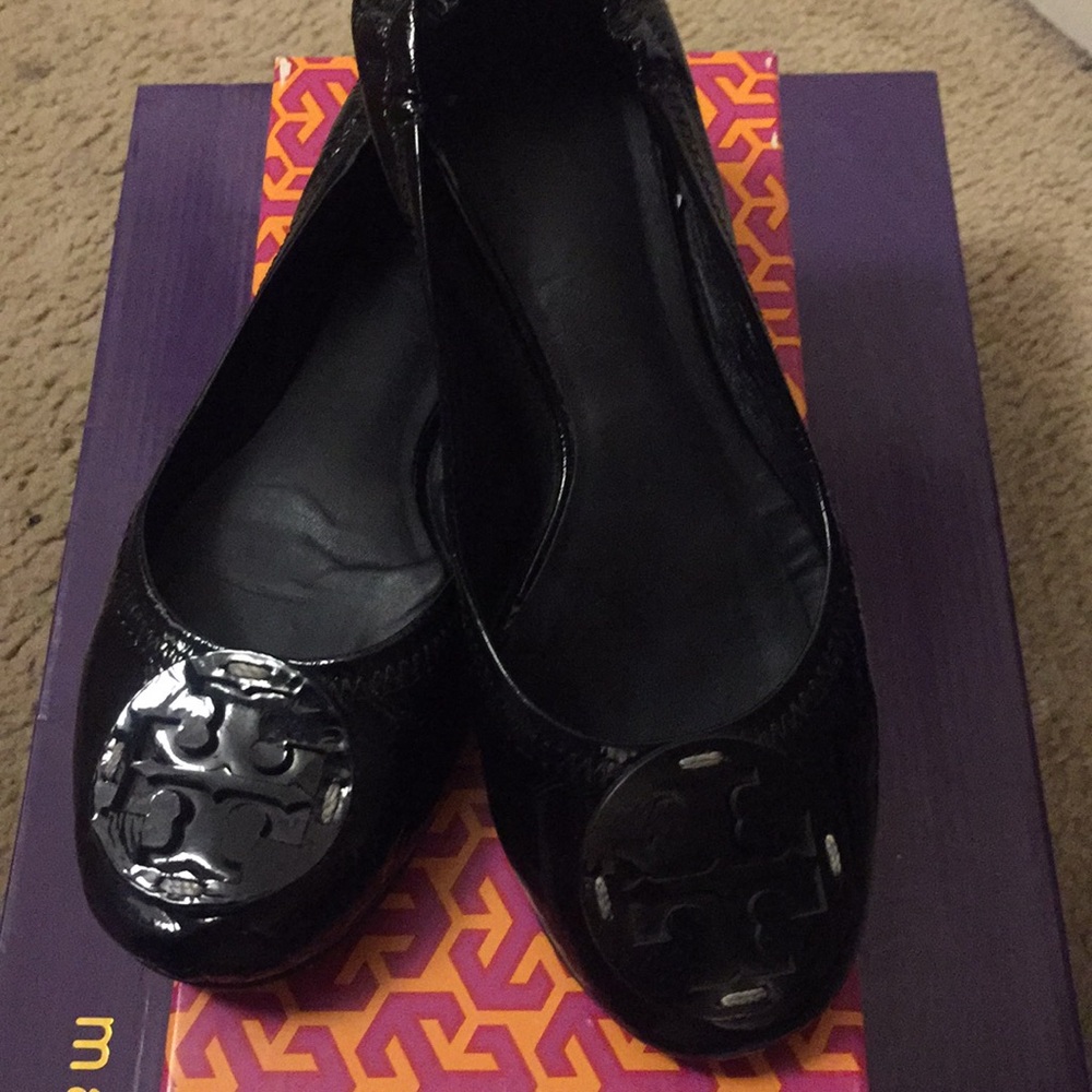 Tory Burch patent reva ballet flats